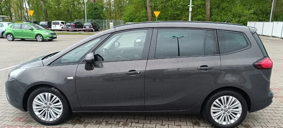 Opel Zafira cena 41900 przebieg: 140175, rok produkcji 2014 z Jaraczewo małe 211